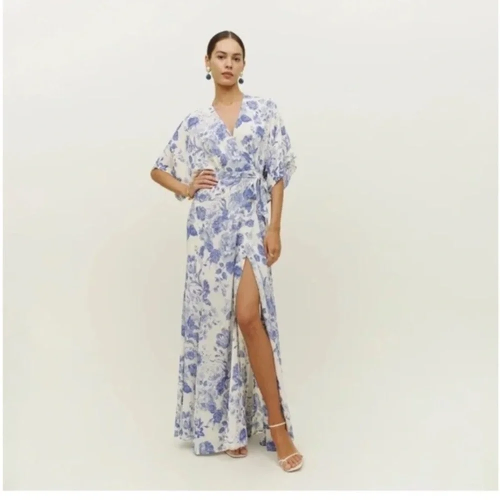 Reformation White and Blue Floral Maxi Dress Medium - Picture 3 of 9
